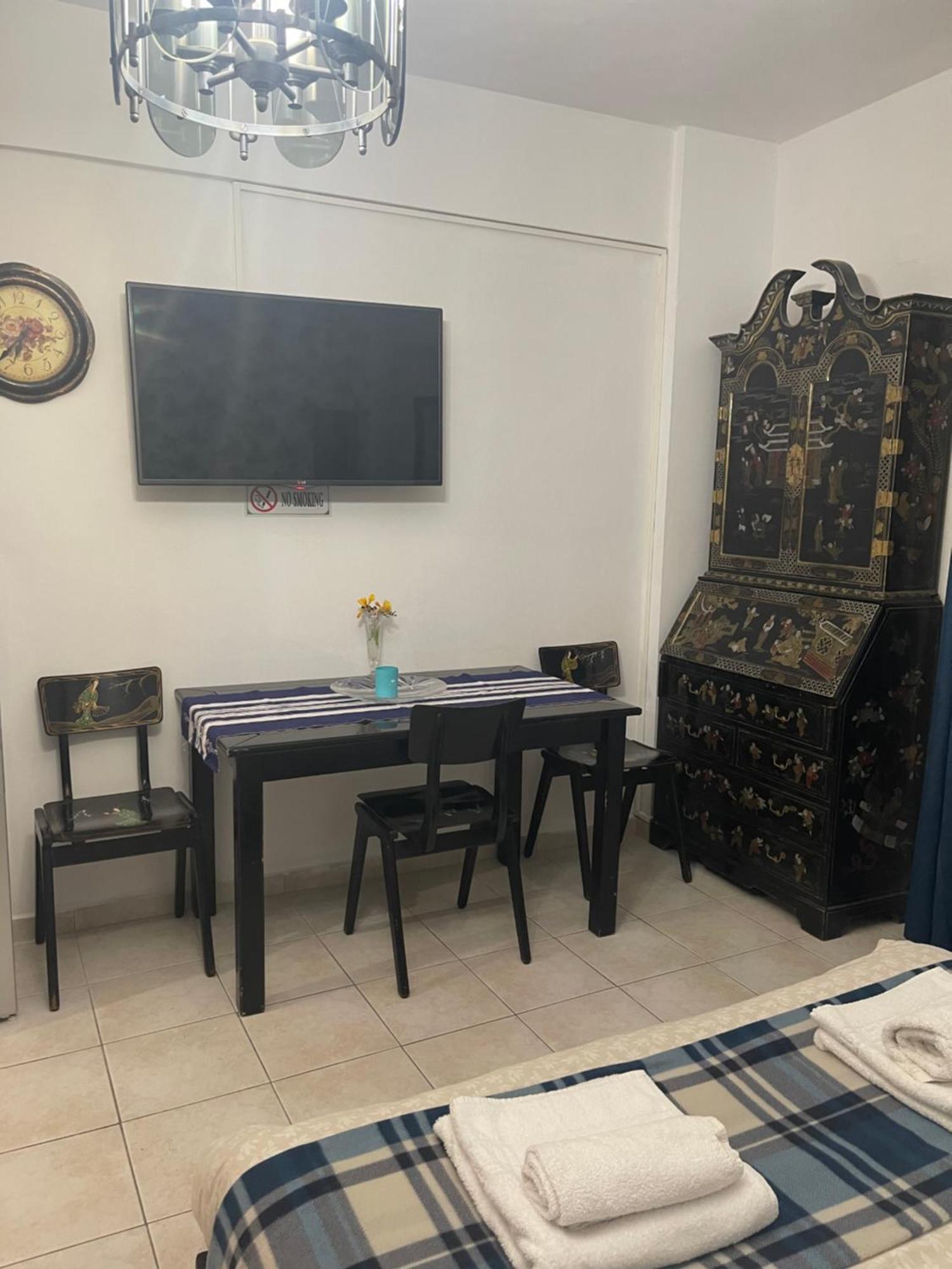 Retire Flat In The Heart Of City Iraklio Exterior foto
